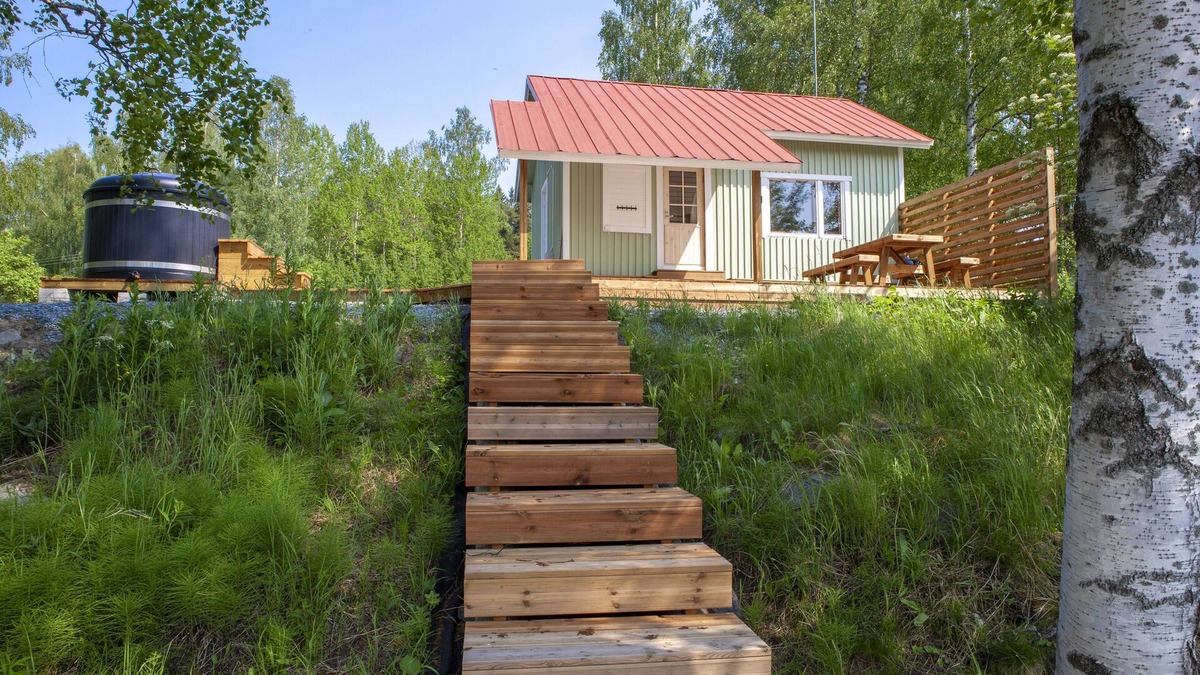 Hameenlinna Cottage | Peace and Privacy Travel - Aulanko Lake Hide-out
