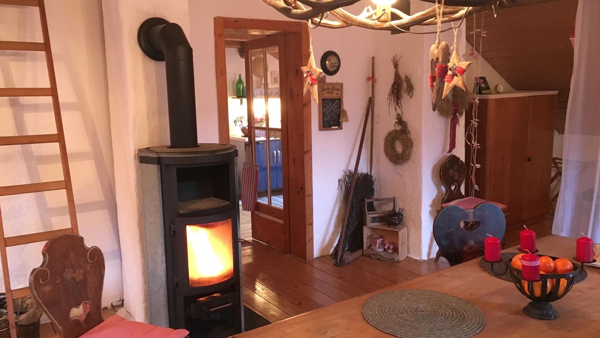 Oberthingau Other | Peace and quiet in the Allgäu :Quaint and romantic. Vacation apartment under the roof