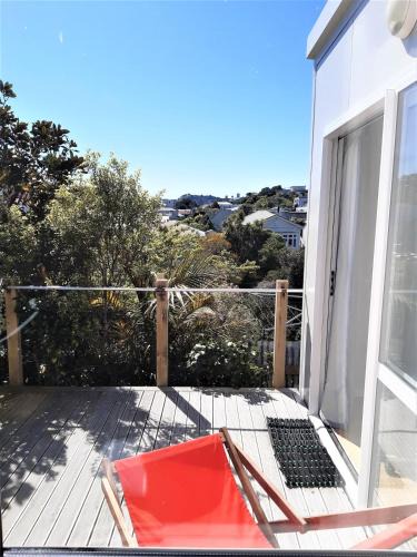 Brooklyn Apartment | Peace and quiet in the Brooklyn hills
