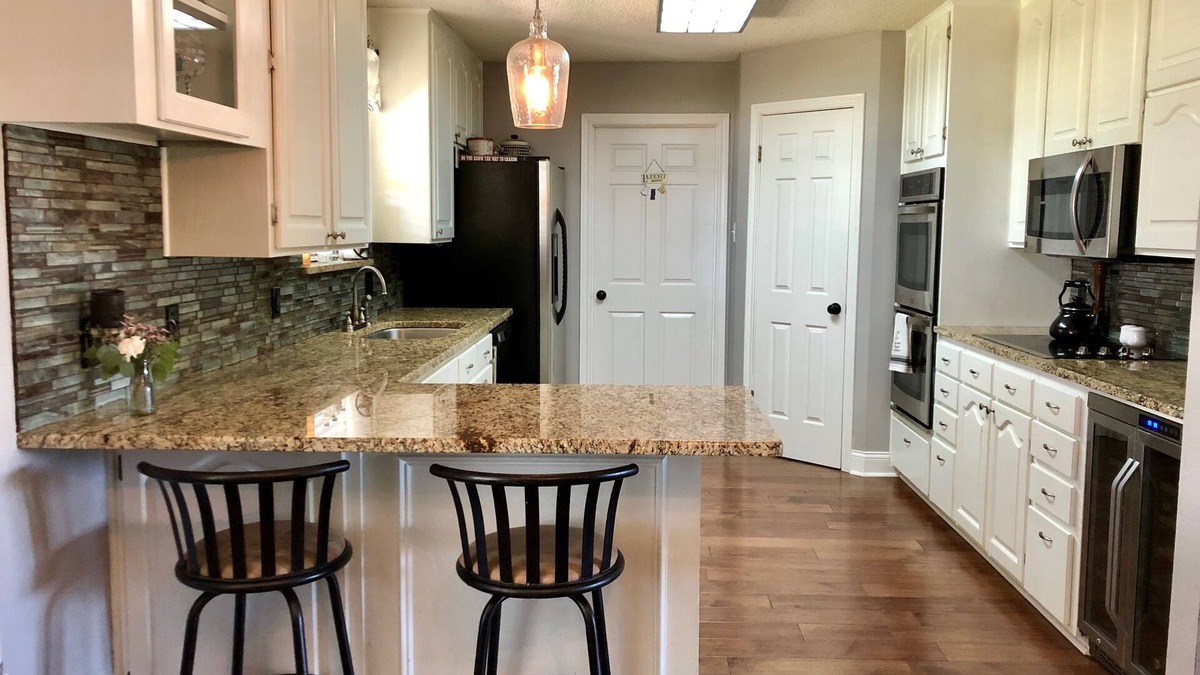 Abilene House | Peace and quiet in this large, beautiful, country retreat with a private pool!