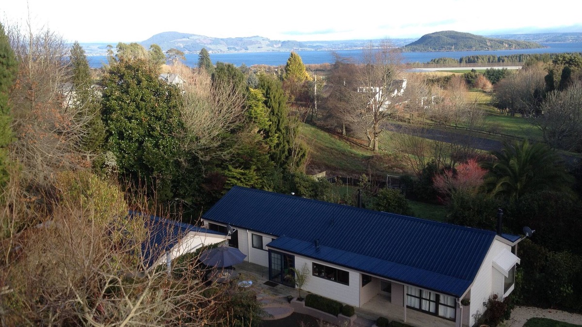 Tikitere House | Peace and tranquility, beautiful gardens, idyllic