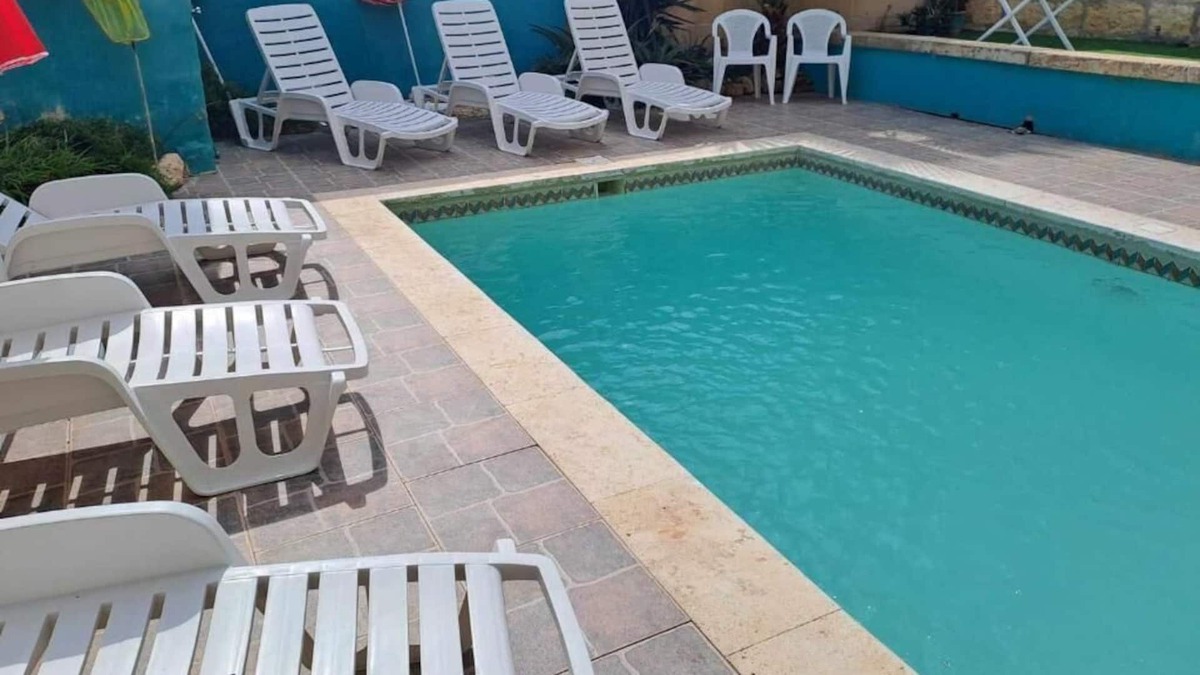 Zebbug Cabin | Peace Heaven Farmhouse Zebbug Gozo, with pool