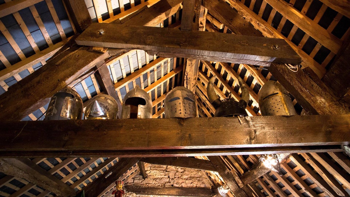 Carentoir House | PEACE, PRIVACY AND HISTORY—ALL WRAPPED UP IN A MAGICAL SETTING!