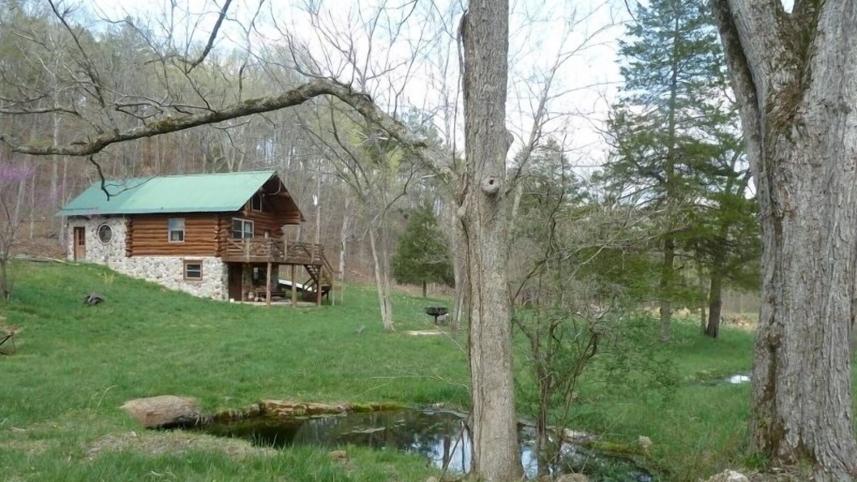 Lodi Cabin | Peace & Quiet in the Ozarks