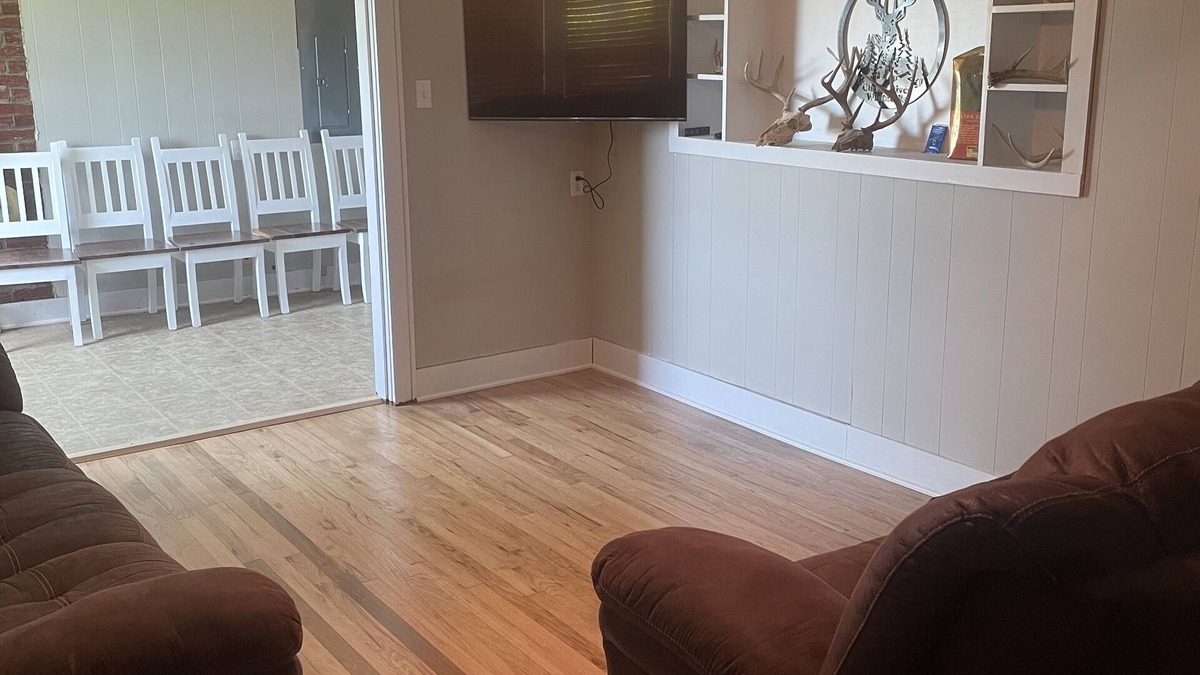Almo House | Peace & quiet Kentucky, close to Murray and Hazel KY