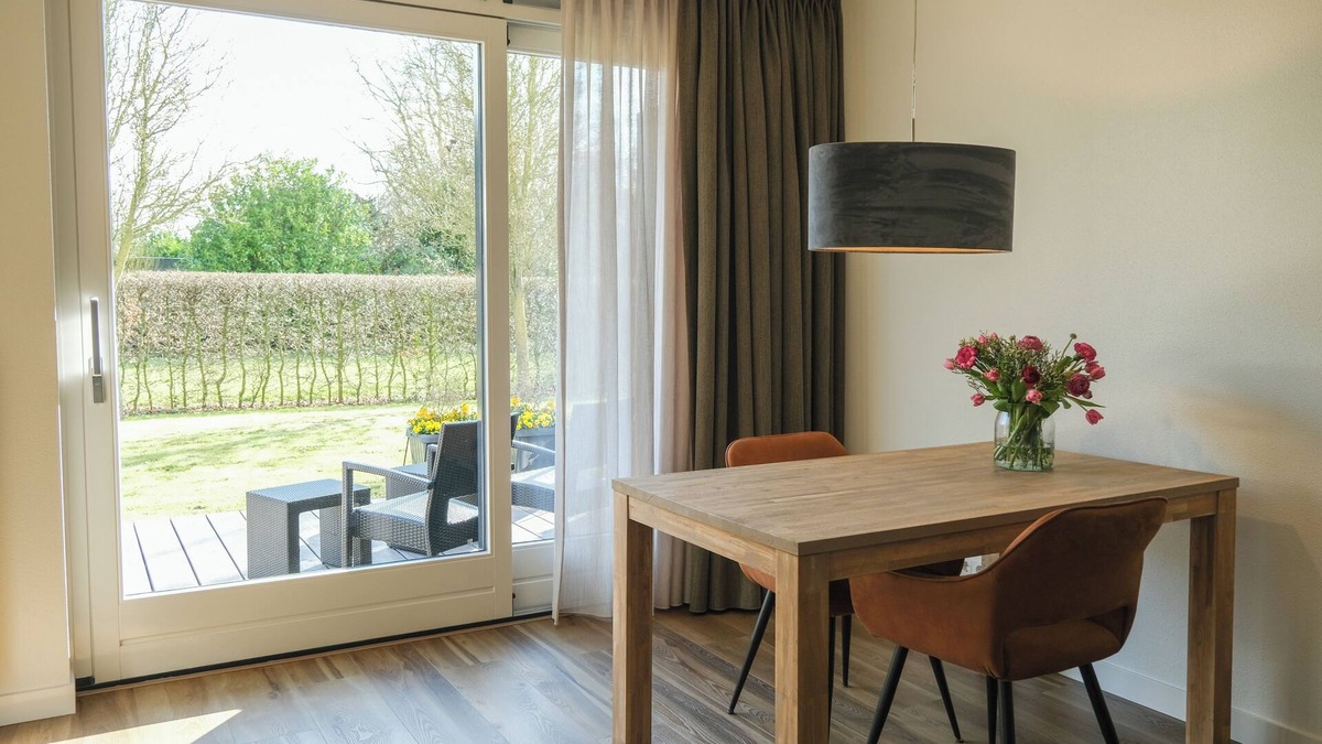 Oostkapelle Apartment | Peace, space and comfort in ParelDuyn, situated between the village of Oostkapelle and the beach.