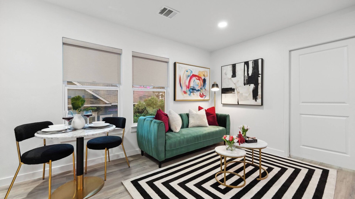 Oak Cliff Apartment | Peaceful 1-BR Stay w/Putting Green near Downtown