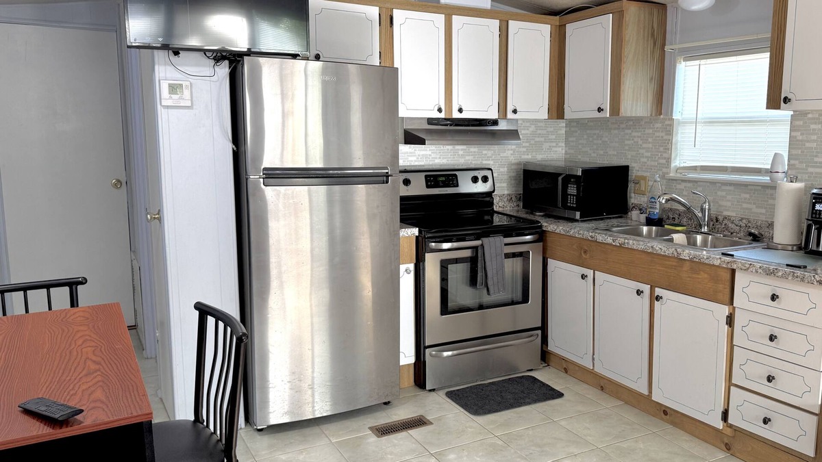 Apopka House | Peaceful 1BR mobile home in Apopka, 25 mins to Disney