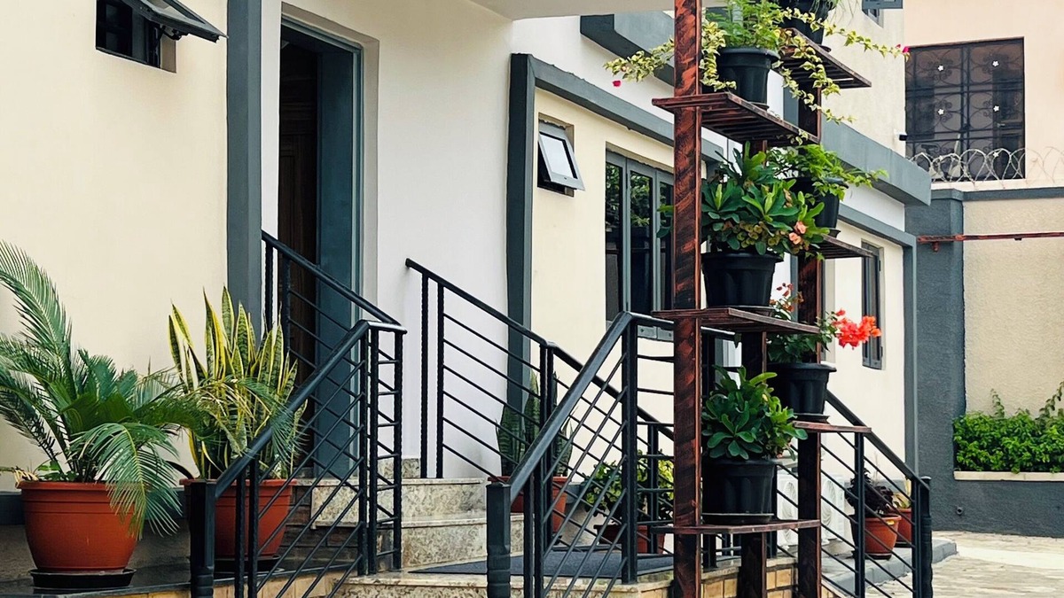 Jabi Apartment | Peaceful 2BR Apartment in Jabi Near Lake Mall + Concierge by GAC