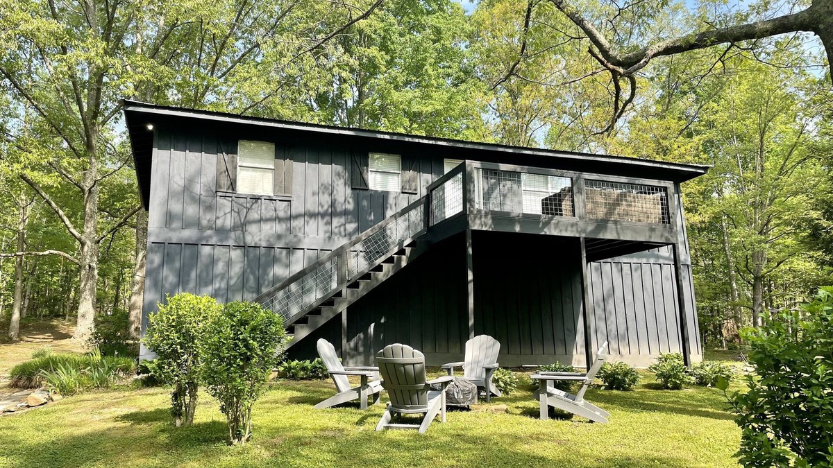 Trenton Cabin | Peaceful 3 Bed/2 Ba on Lookout Mountain. Sleeps 10