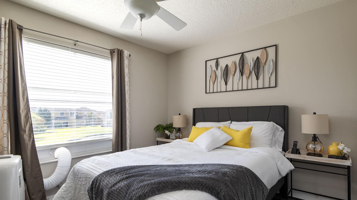 County Line Coalition House | Peaceful and Pleasant in Tampa