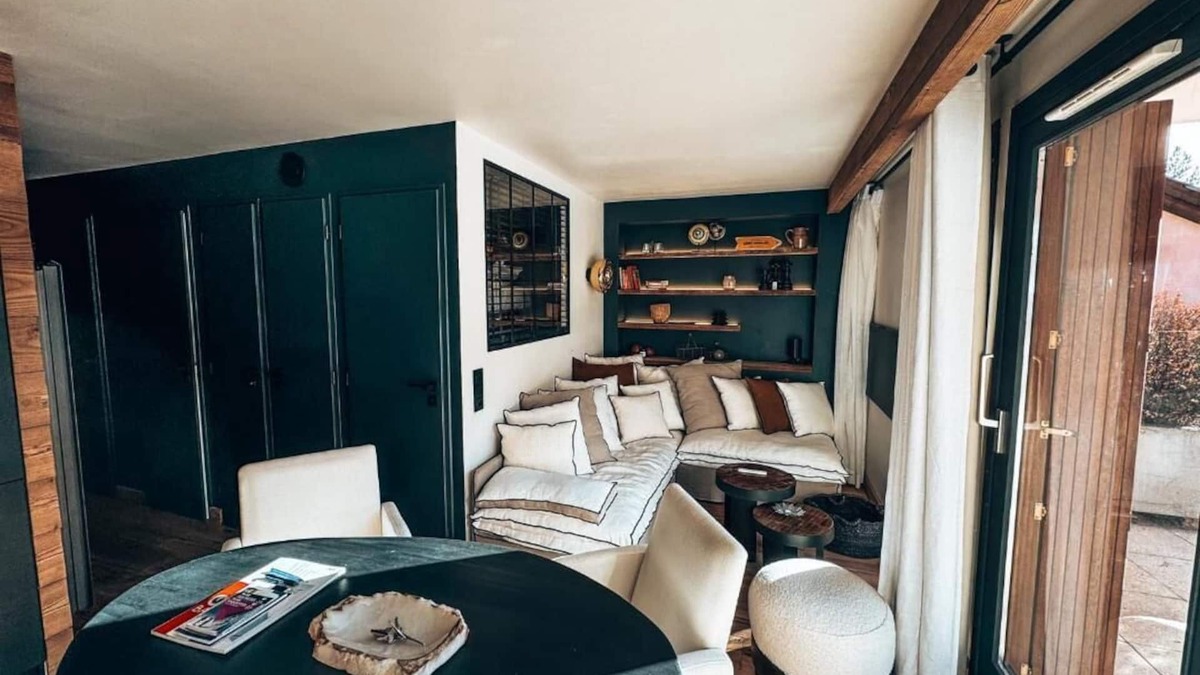 La Salle-les-Alpes Apartment | PEACEFUL APARTMENT NEAR THE SLOPES