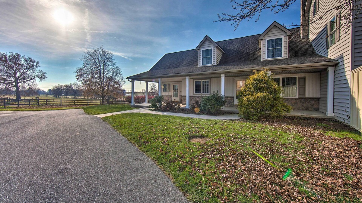 Bird In Hand House | Peaceful Bird in Hand Home w/Farmland Views!