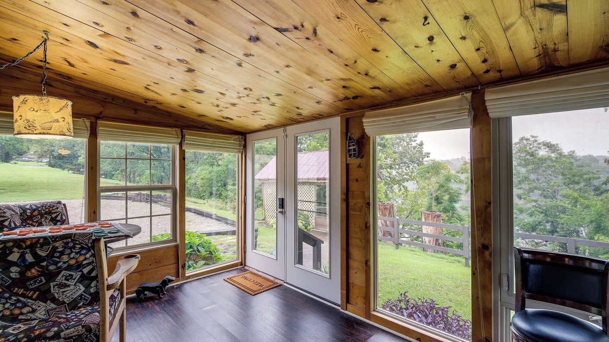 Bronston Cabin | Peaceful Bronston Getaway w/Fire Pit & Lake Views