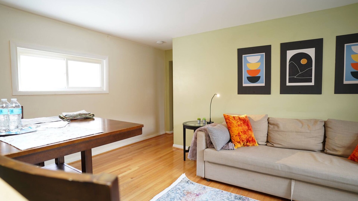 Bolton Hill Apartment | Peaceful Brownstone Apt w/Private Patio - 4 Min Walk to MICA