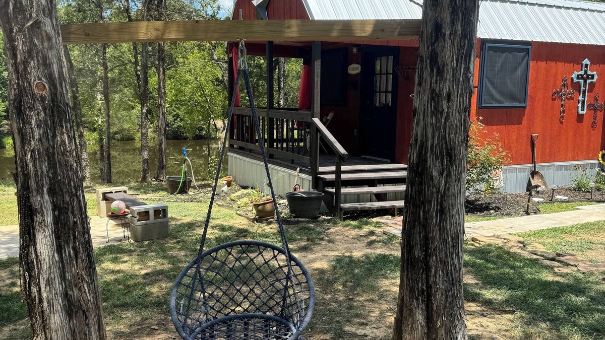 Bates Cabin | Peaceful cabin retreat to enjoy all the quiet & beauty nature has to offer.