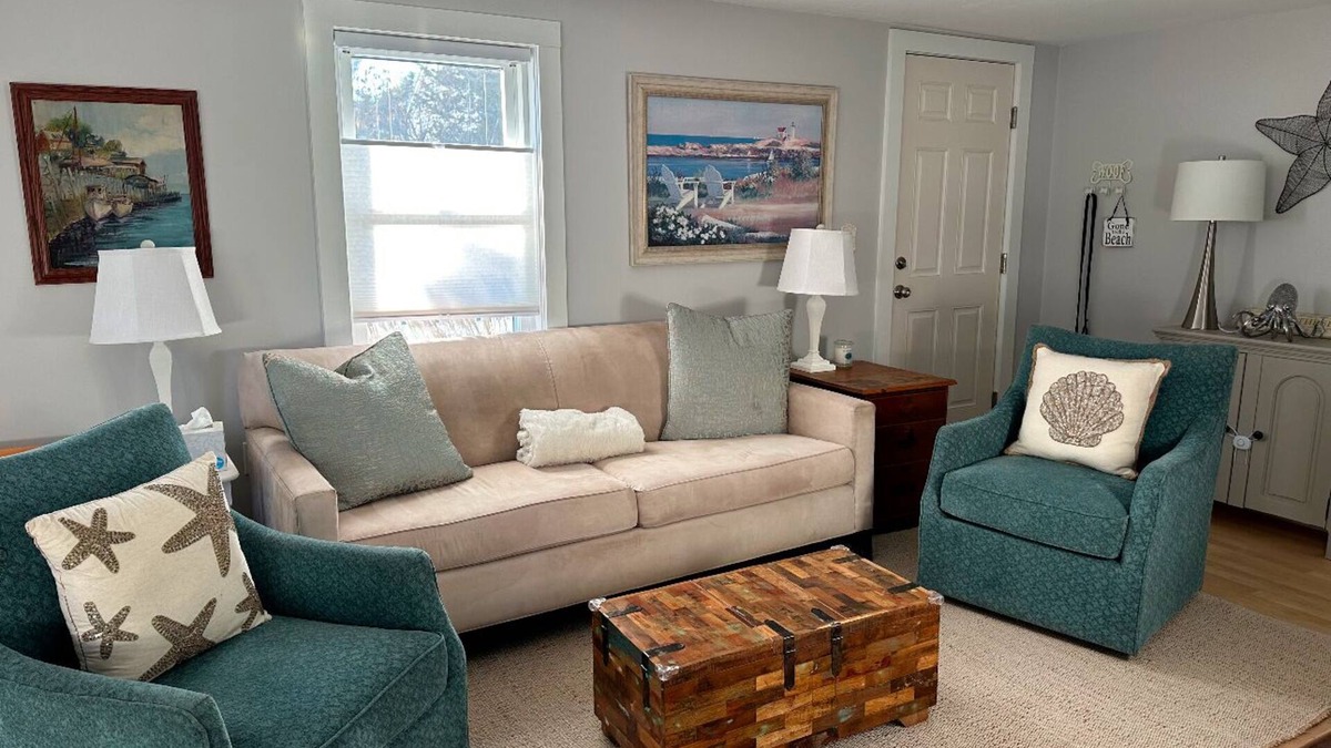 Humarock House | Peaceful & charming 3-bedroom house with WiFi and AC