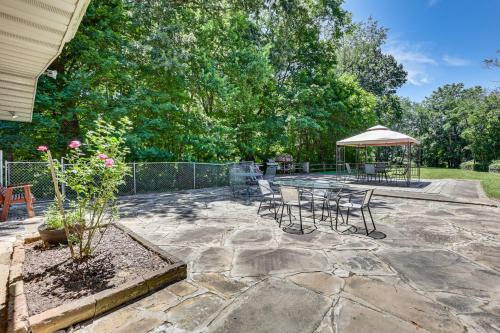 Coshocton House | Peaceful Coshocton Home with Grills and Spacious Yard