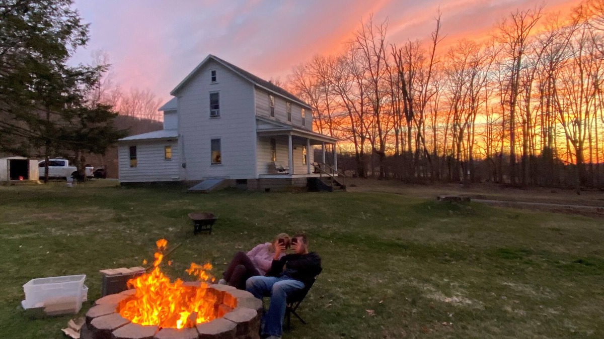 Elysburg Other | Peaceful Country Farmhouse Located in a Private Nature Setting