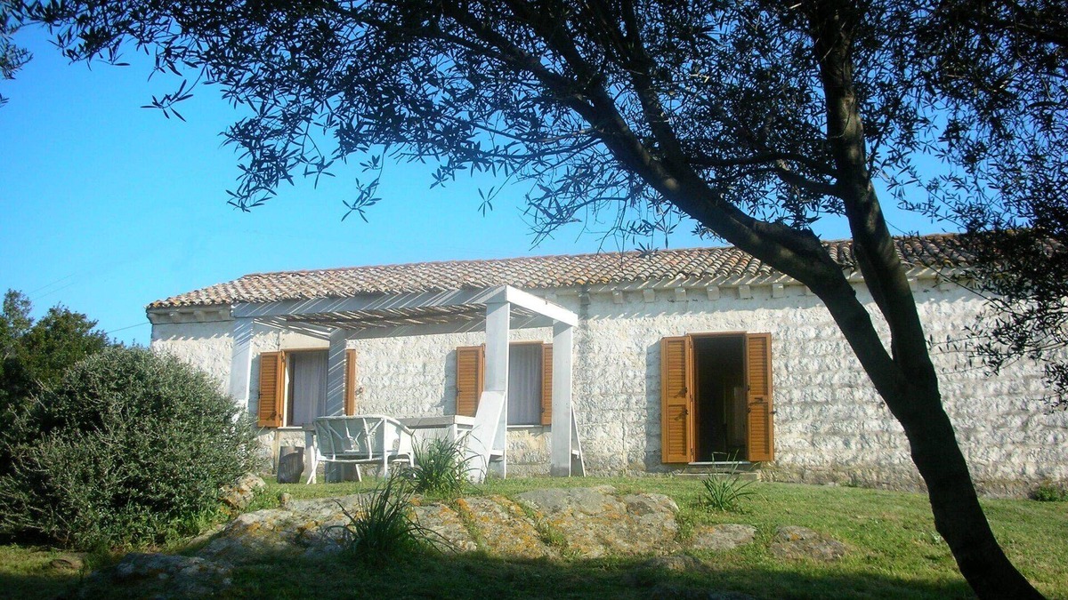 Luogosanto House | Peaceful country house with huge garden, 20 min from gorgeous beaches