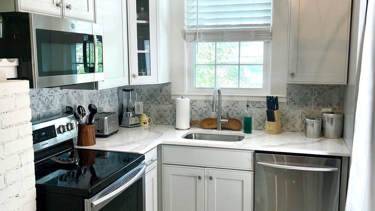 Anderson House | Peaceful, Cozy and quiet, near downtown. 5 minutes from Anderson University.