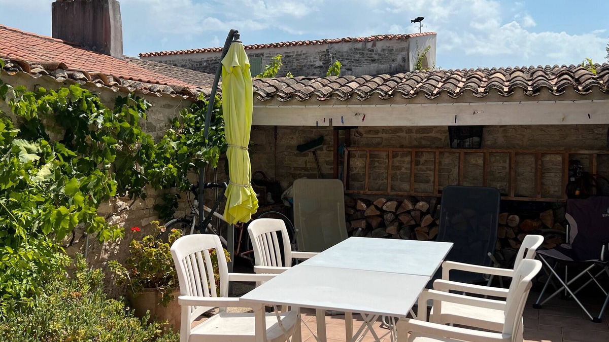 Dolus-d'Oleron House | Peaceful Escape with Private Courtyard – Charming and Modern House for a Relaxing Stay