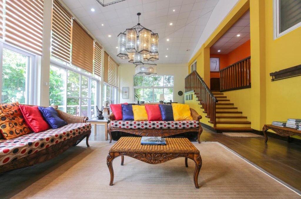 Laguna Province House | Peaceful Forest Haven 3 BR - Bangkong Kahoy Valley