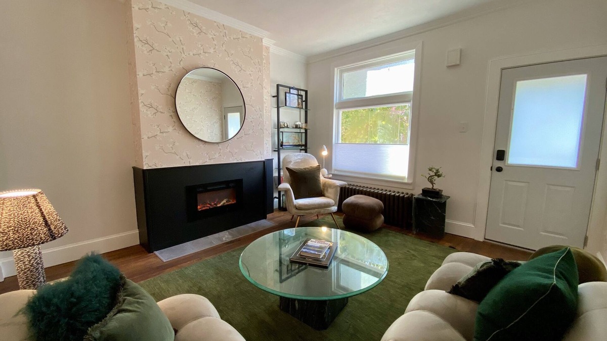 South Side Flats House | Peaceful full home in the heart of Southside Flats.
