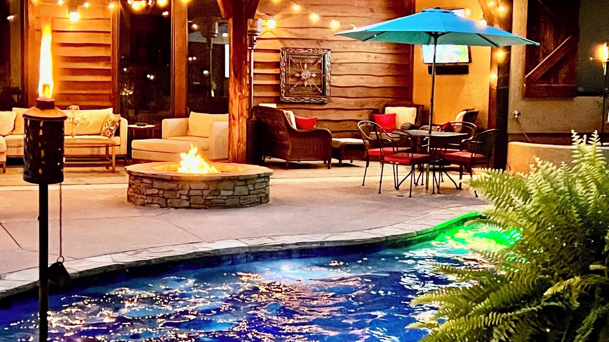 Stillwater House | Peaceful Gameday Getaway! Family Friendly