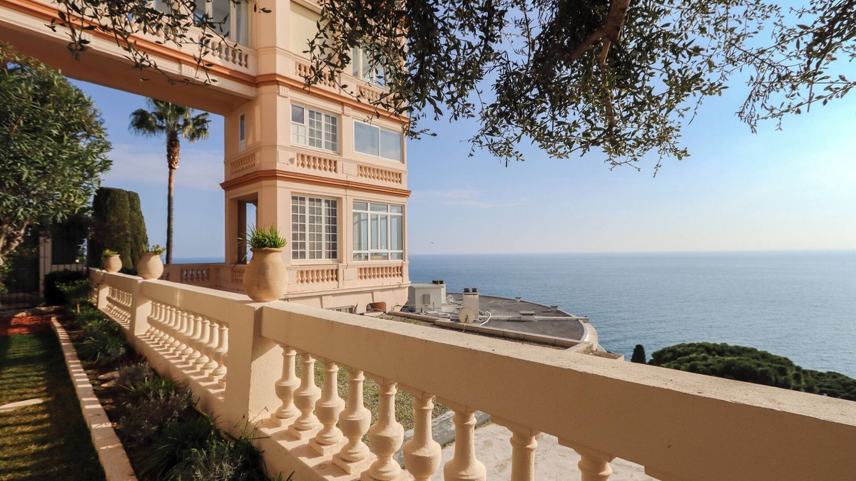 Lazaret Apartment | Peaceful garden apartment on Mont Boron spectacular sea view. Brand new renov.