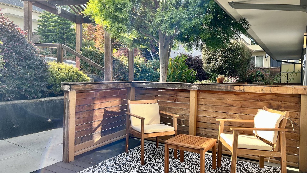 Belmont Apartment | Peaceful Garden Escape in Convenient Location 1/1