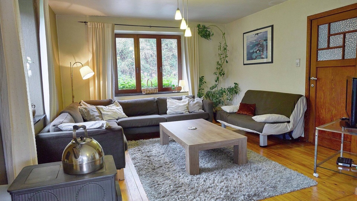 Neucy House | Peaceful Garden Home, Chevron
