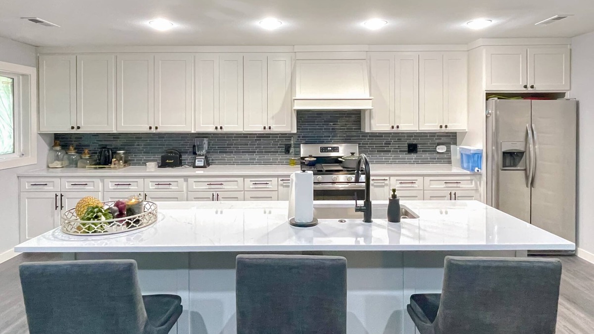 Fayetteville House | Peaceful Getaway | Patio, Nature, Custom Showers