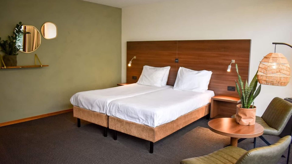 Bosschenhoofd Hotel | Peaceful Haven w/Onsite Dining, Close to City Sights & Scenic Outdoor Adventure