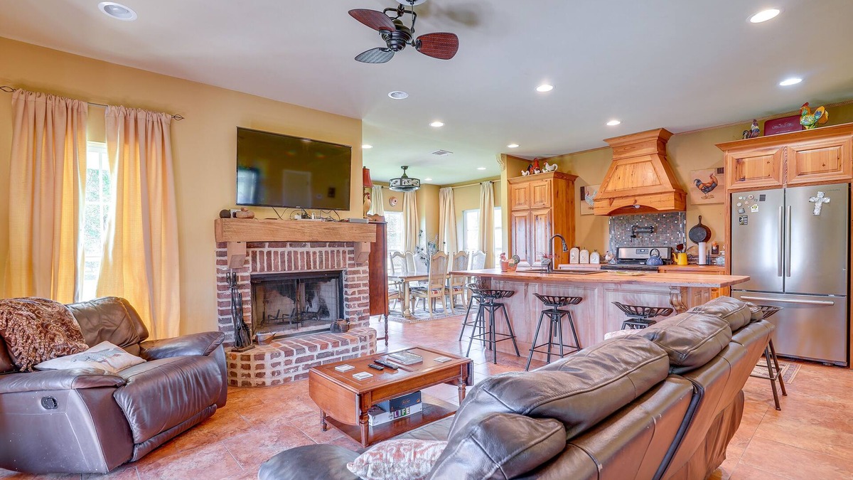 Claiborne Parish House | Peaceful Haynesville Vacation Rental w/Yard!