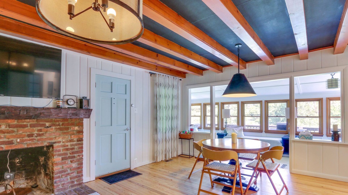 Bluemont House | Peaceful Hideaway w/ Shenandoah River Access