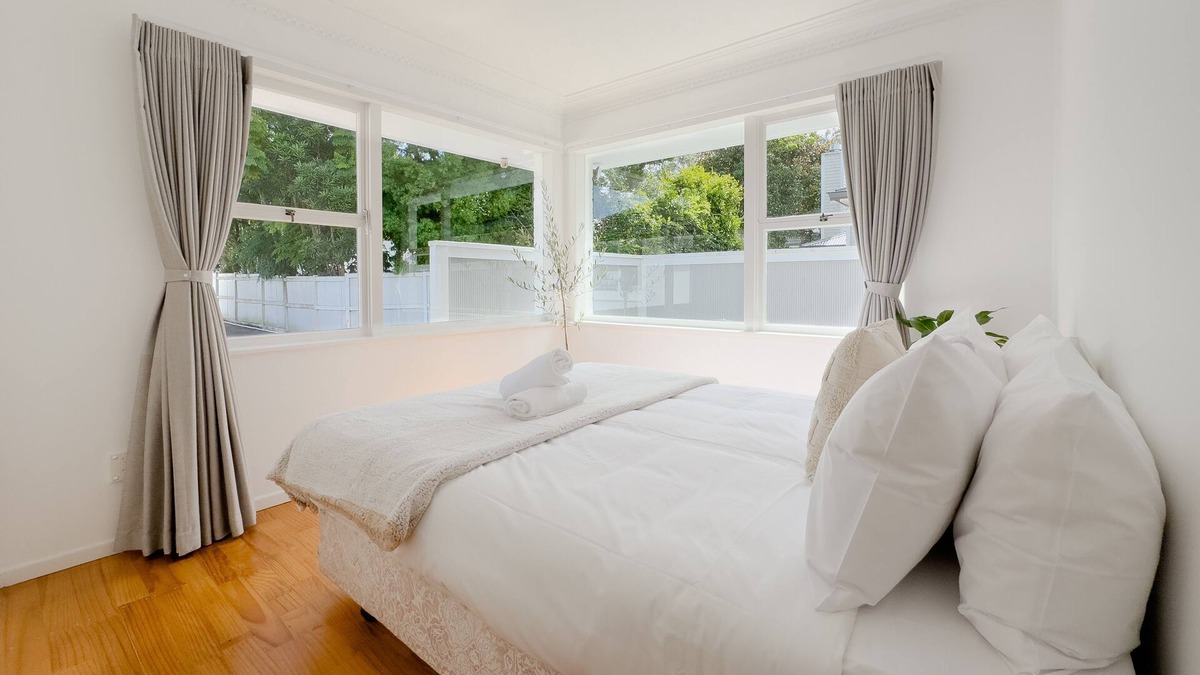 Greenlane - Ellerslie House | Peaceful Home in the Prime Greenlane