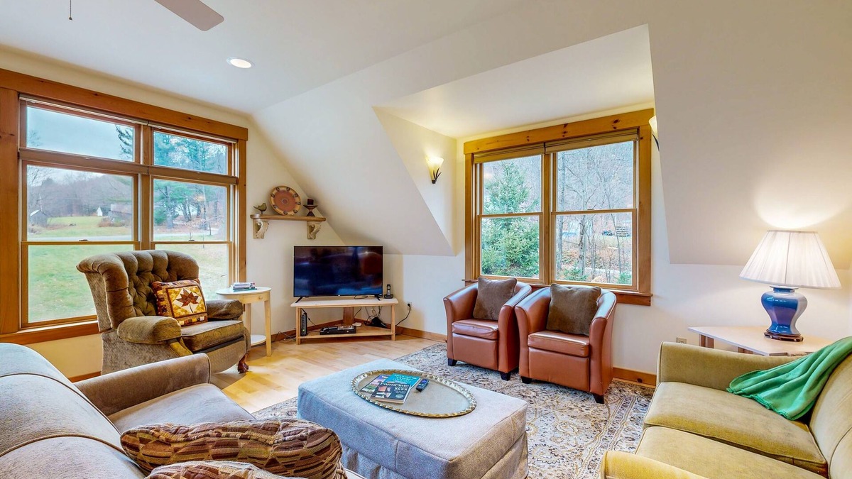 Plymouth House | Peaceful house w/mountain views, land, trails, fireplace, a/c, w/d, wifi, lawn