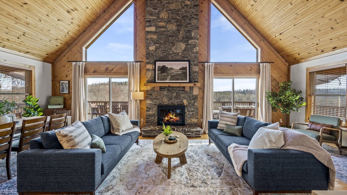 Mammoth Cave House | Peaceful KY Getaway, Winter Nights by the Fire, Spacious & Clean, Near MCNP
