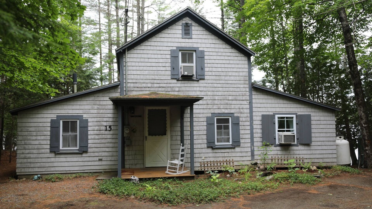 Mount Vernon Cottage | Peaceful Lakefront Cottage