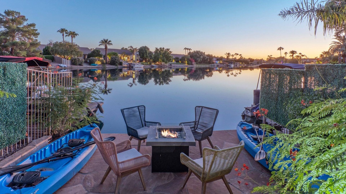 Chandler House | Peaceful Lakeside Setting w/4 Kayaks, Pvt Htd Pool, Game Room, Near Golf & Hiking/Biking Trails