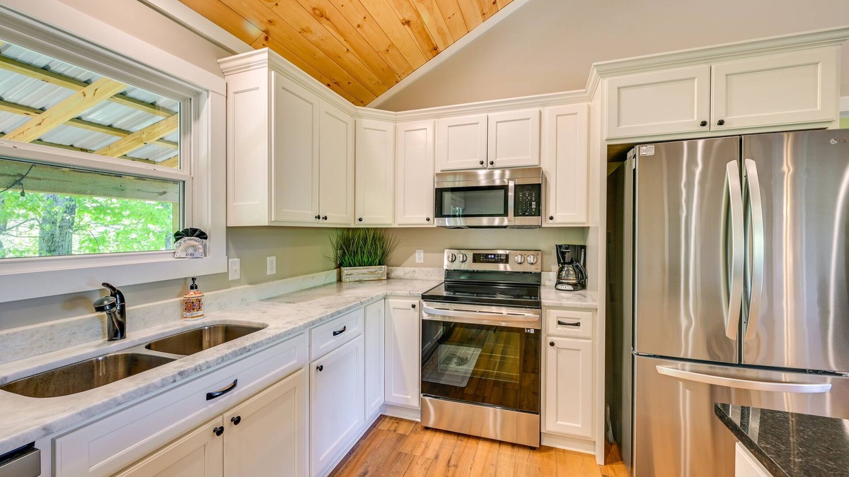 Lindseyville Cabin | Peaceful Leitchfield Cabin by Mammoth Cave NP