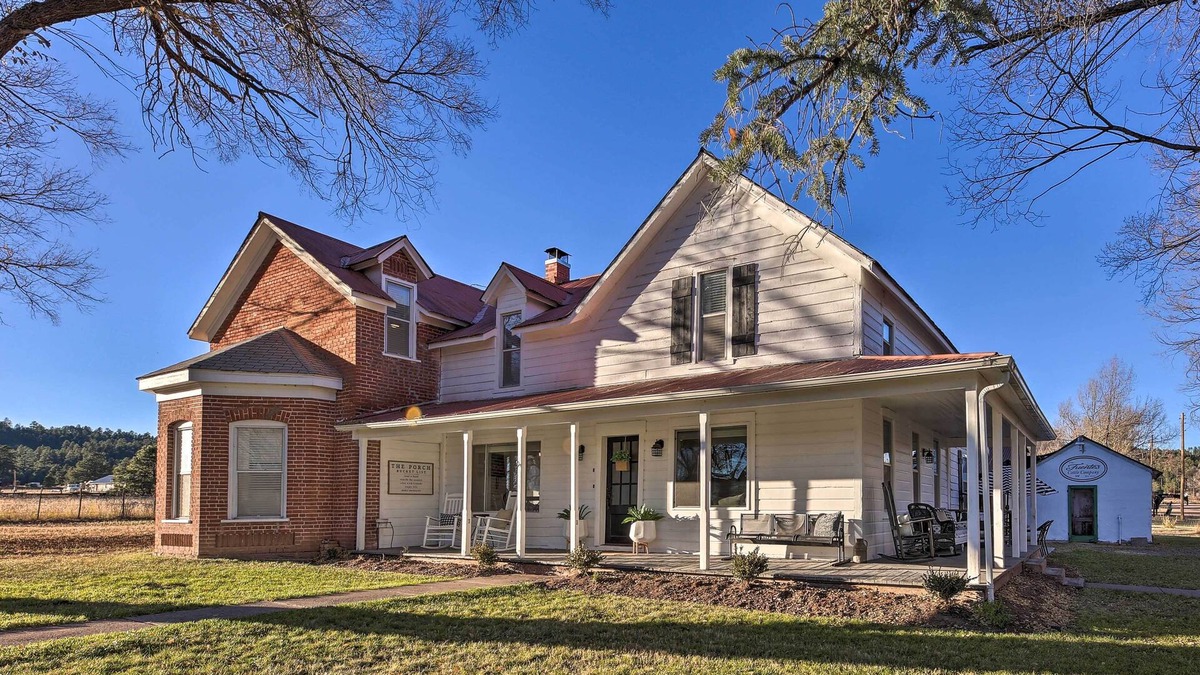 Blue House | Peaceful Luna Farmhouse with Wraparound Porch!