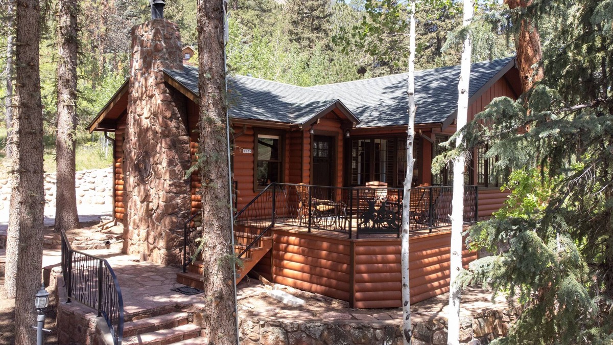 Cascade-Chipita Park House | Peaceful Mtn Cabin; Base Camp for Adventure; Fast WiFi