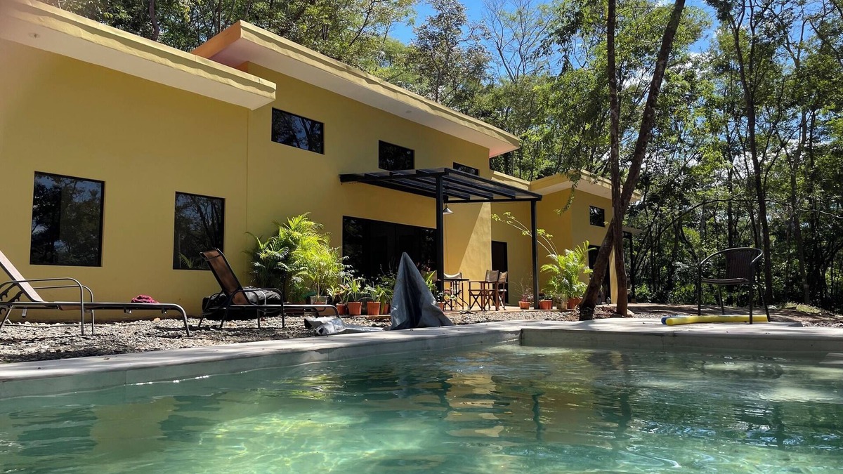 Paraiso Cottage | Peaceful, Meditative Casita in the Jungle, Yet 7 Minutes to World Class Surf