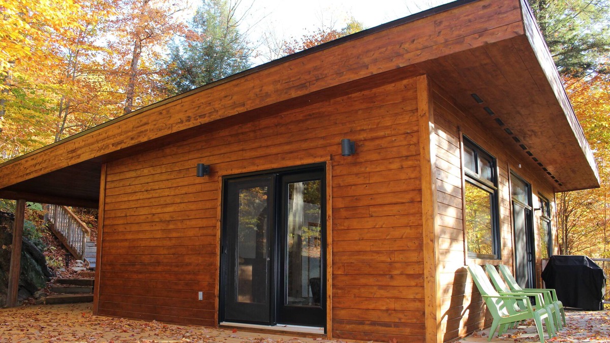 Gore Cottage | Peaceful modern cottage on lake nestled in the woods & pet friendly