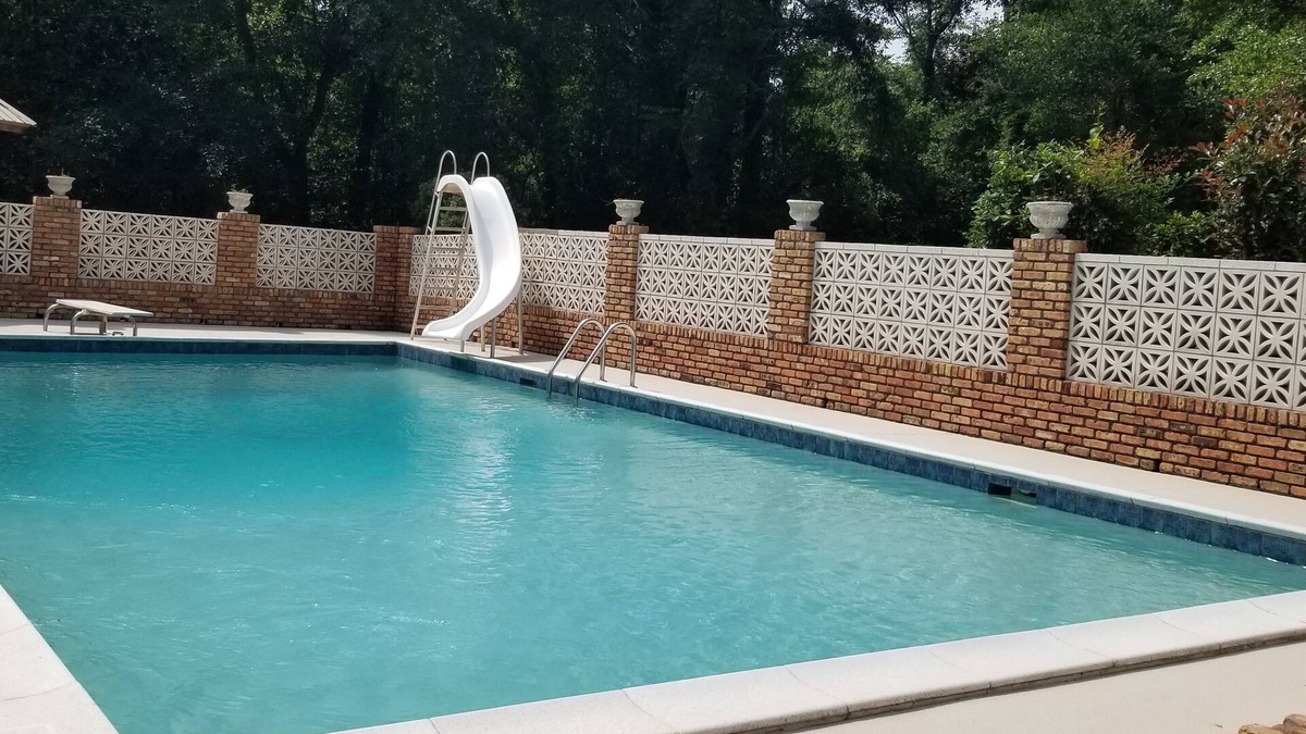 Brent House | Peaceful Pensacola Estate on 2 acres. 20x40 gunite pool! Large gazebo w/hot tub!