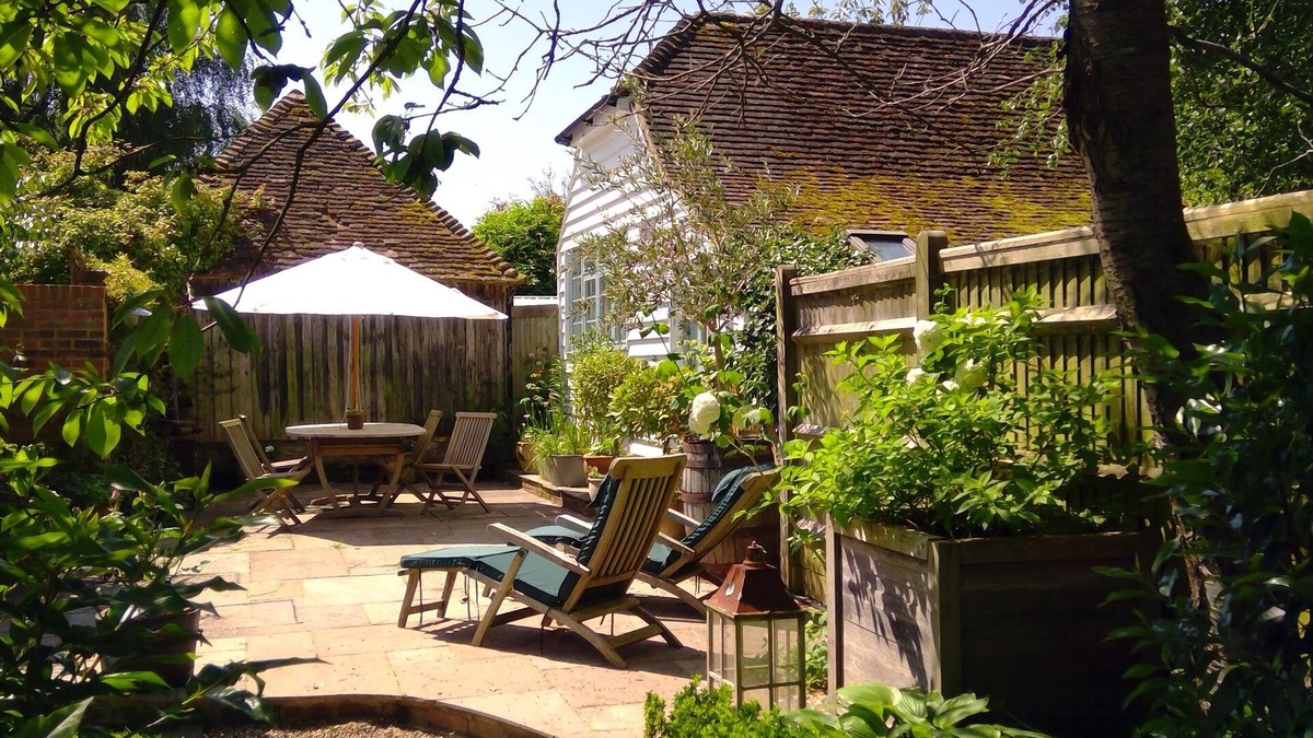 Cranbrook House | Peaceful, Picturesque, Stylish Property in Traditional Converted Barn