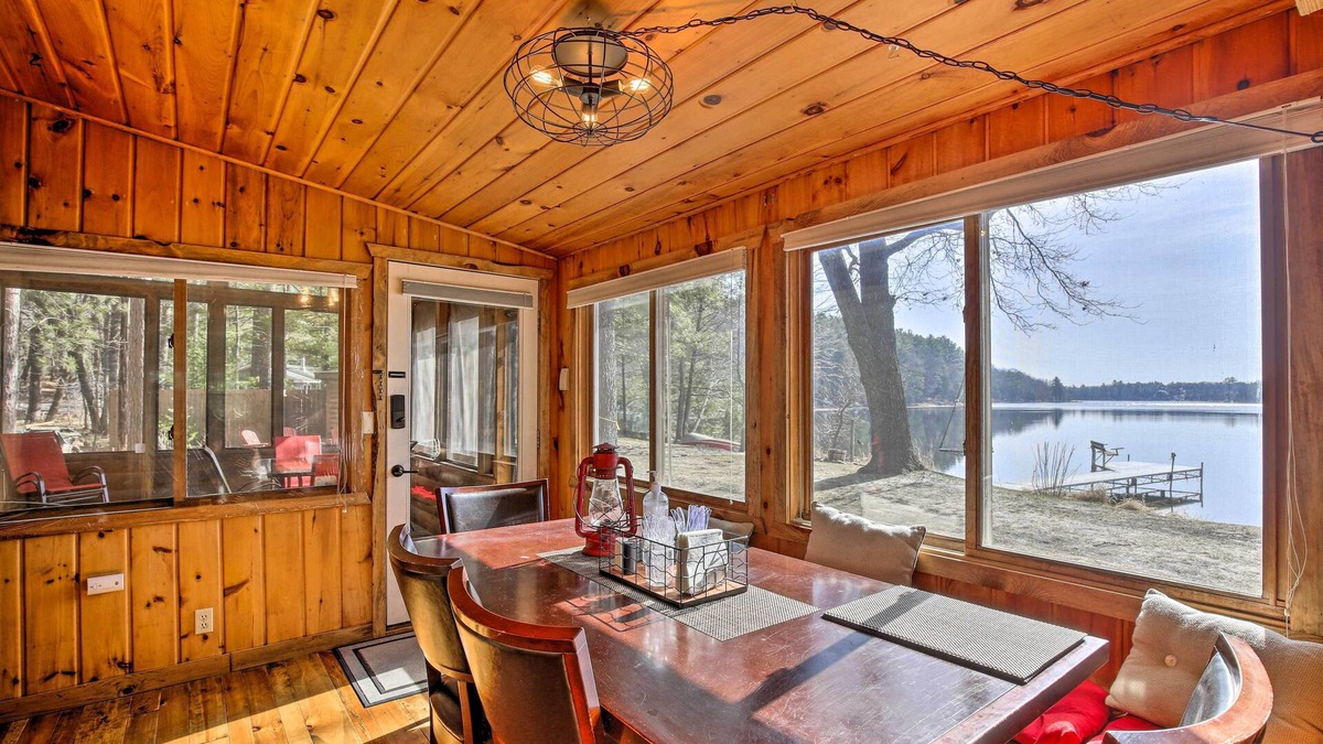 Webster Cabin | Peaceful Pike Lake Retreat w/ Dock and Kayaks!