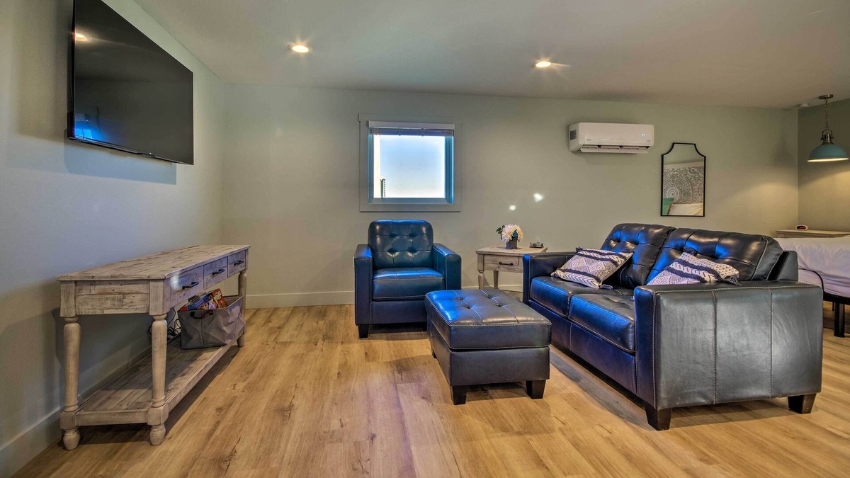 Rolla Apartment | Peaceful Prairie Studio in Rolla w/ Fire Pit!